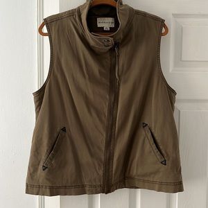 Marrakech XL Sherpa utility vest.